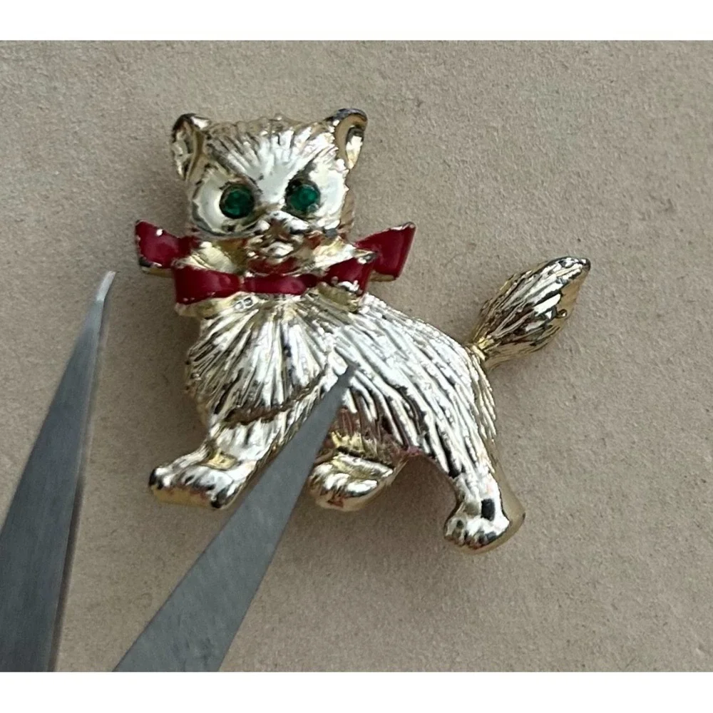 Vintage Mid-Century Cat Brooch Set 2 Rhinestone Pavé Sitting Cat Textured Gold